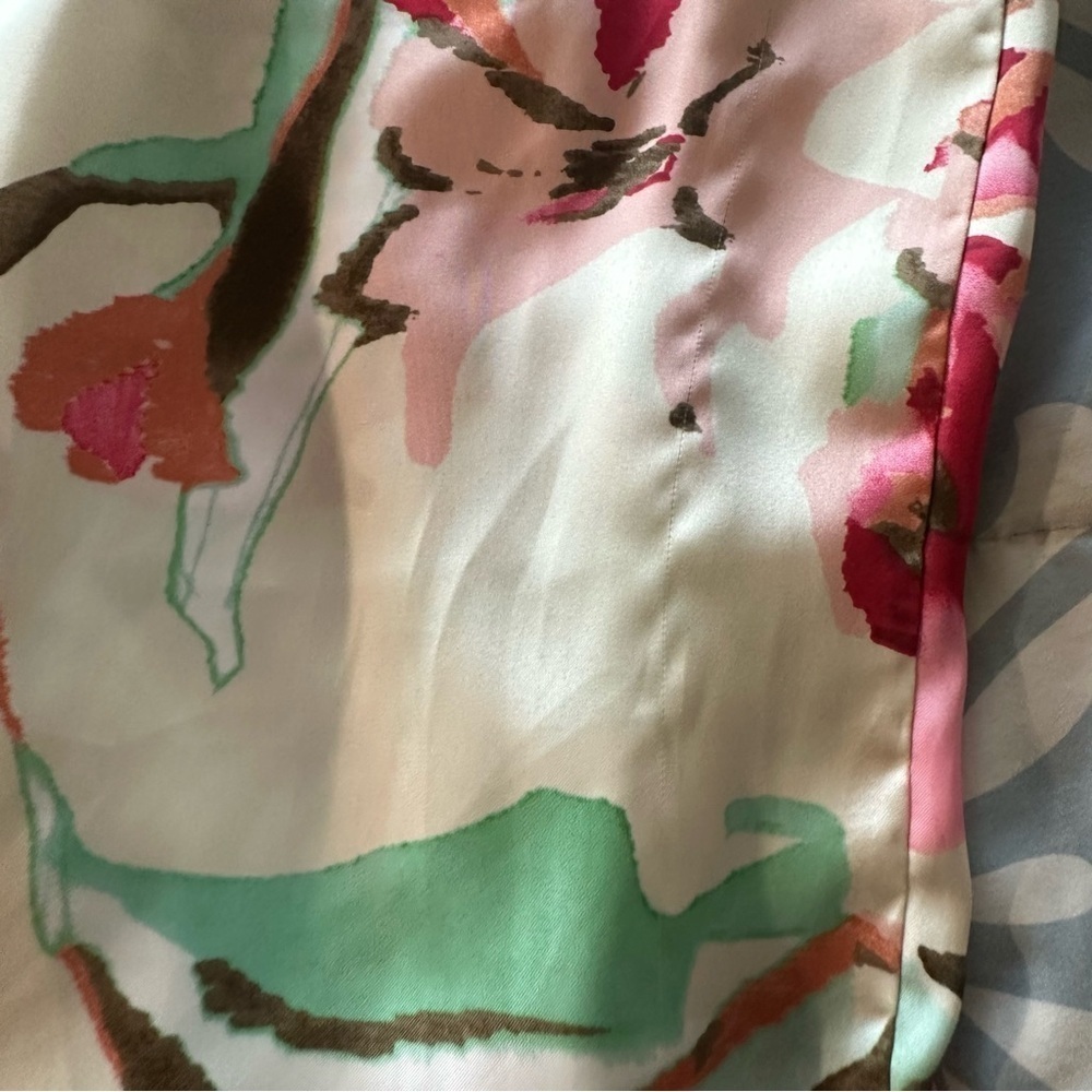 Philosophy Cream and Green Blouse - Picture 5 of 6